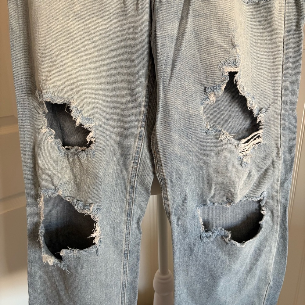 Distressed High Rise Straight Leg Denim Wild Fable size 6 - Picture 2 of 7